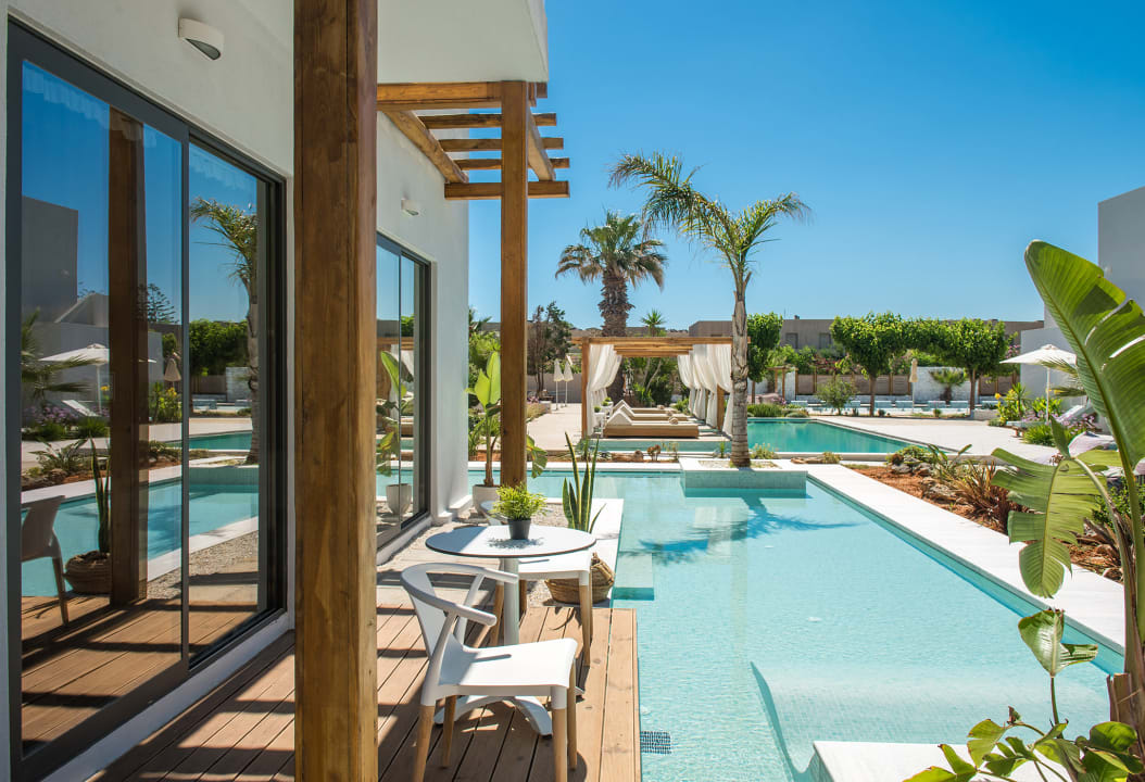 Zimmer Paralos Lifestyle Beach