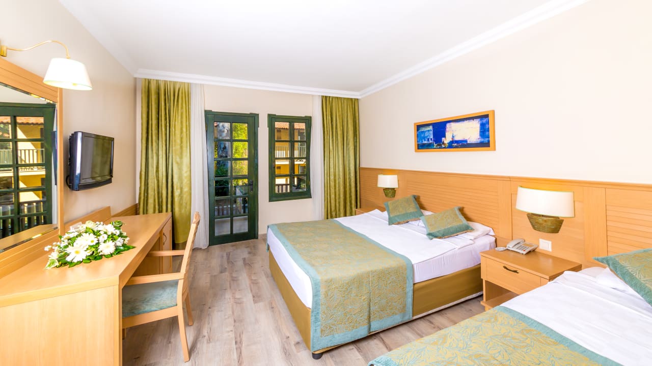 Zimmer Grand Yazici Club Marmaris Palace