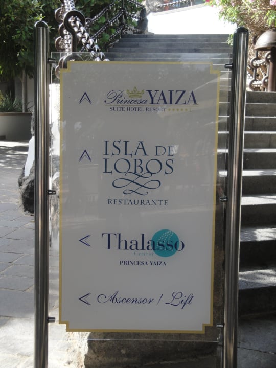 Wegweiser Princesa Yaiza Suite Hotel Resort