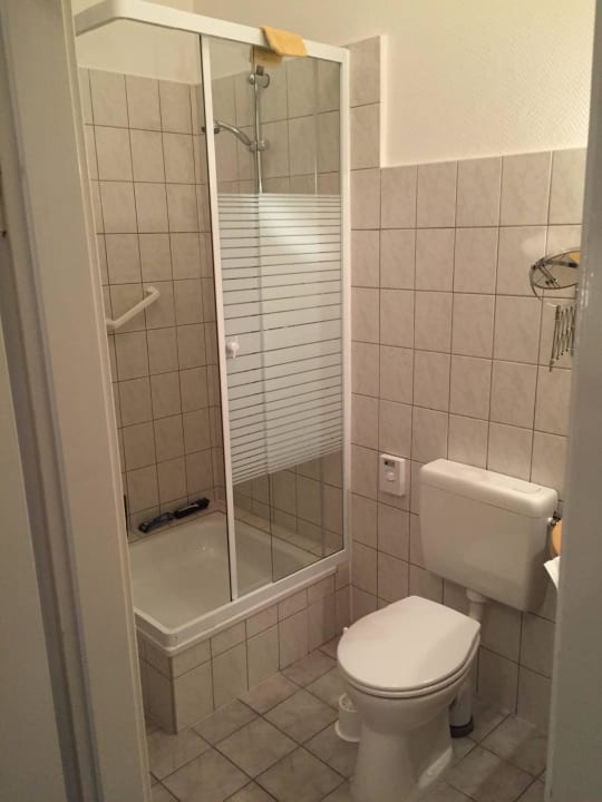 Badezimmer/Dusche Hotel Deutsches Haus