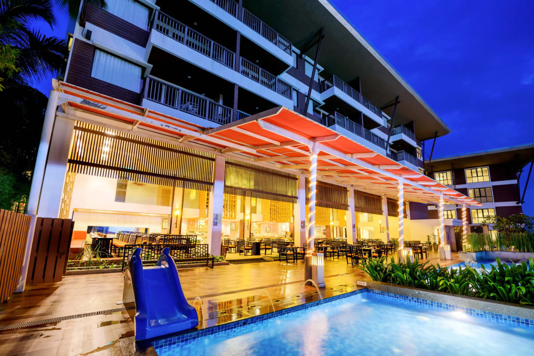 Building Pool Hotel Peach Blossom Karon Beach Building Pool Hotel Peach Blossom Karon Beach