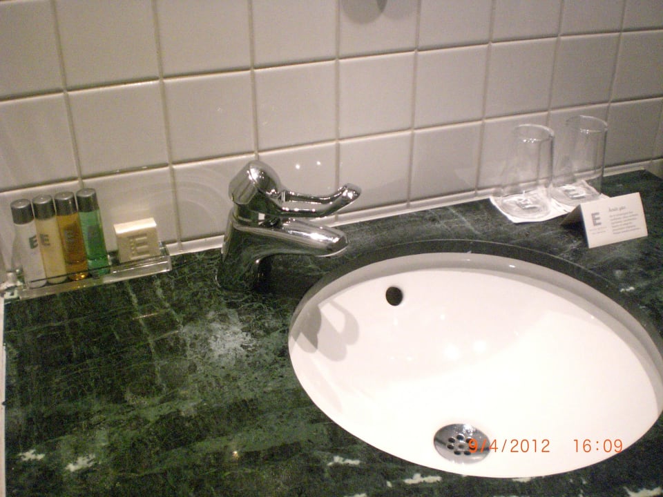 Bad Zimmer 805 Elite Palace Hotel