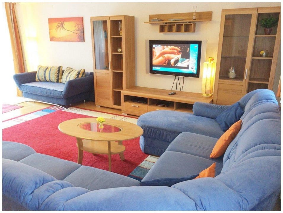 Wohnzimmer - TV Apartment Comfort-Size Linz