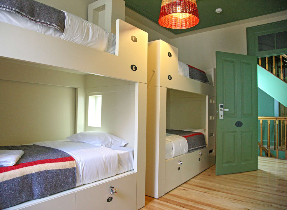 Zimmer 29 Madeira Hostel