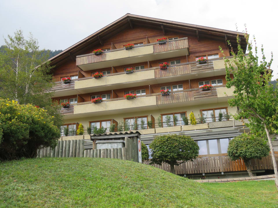 Außenansicht Hotel Steinmattli