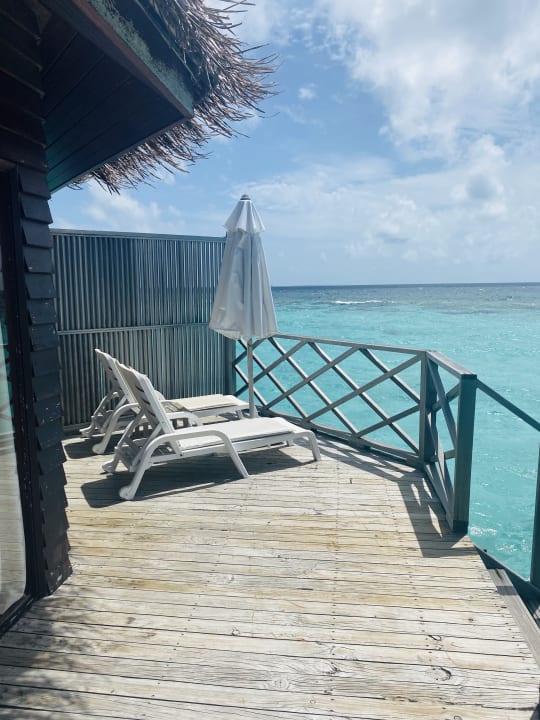 Zimmer Angaga Island Resort