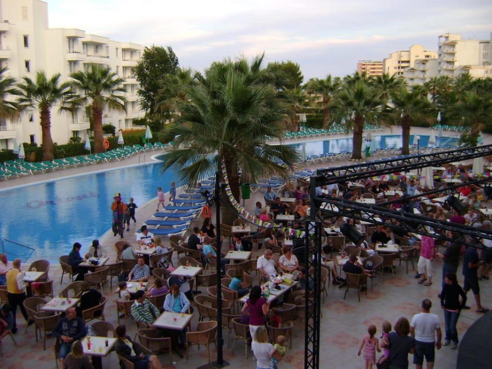 Poolanlage, Blick aus unserem Fenster  allsun App.-Hotel Orient Beach