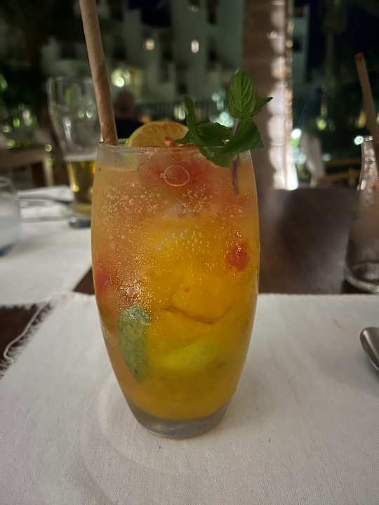 Gastro Serry Beach Resort