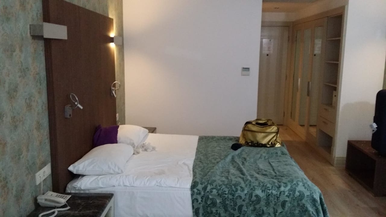 Zimmer 2110 vom Balkon aus  Port Side Resort Hotel