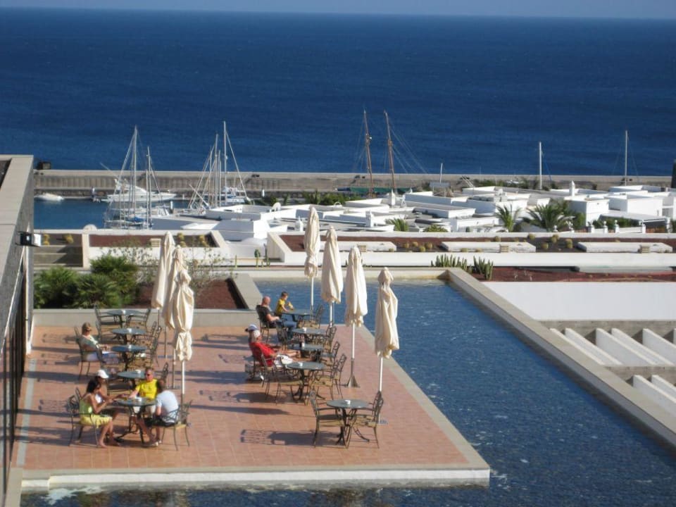 Aussenterrasse der Showbar Hotel Costa Calero