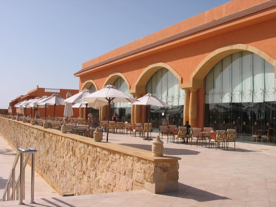 Außenbereich des Speisesaals Jaz Grand Marsa