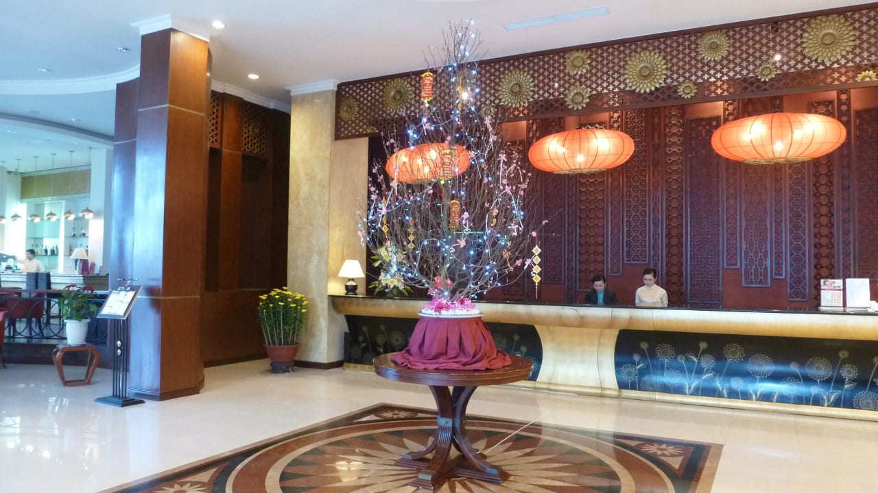 Lobby Muong Thanh Holiday Hue Hotel