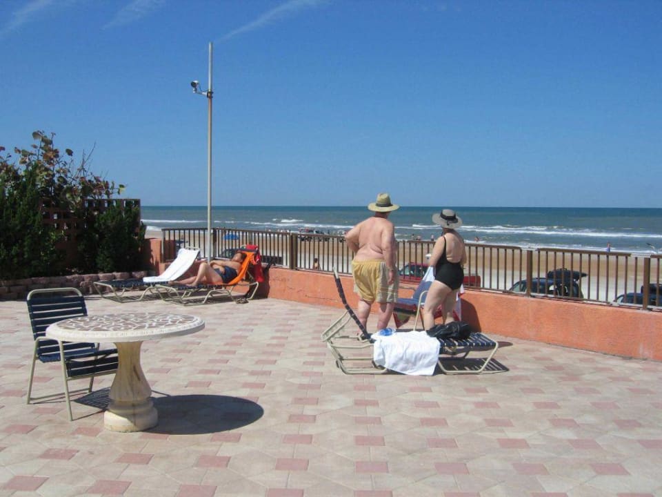 Üblicher "Ausblick" La Quinta Inn & Suites Oceanfront Daytona Beach