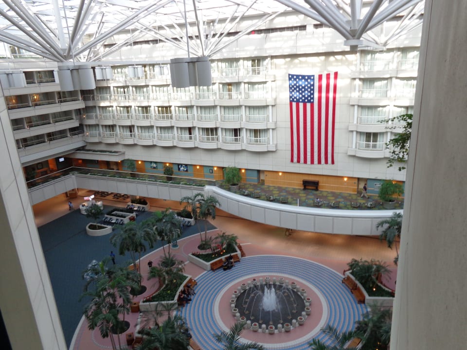 Und Teminal Hotel Hyatt Place Orlando Airport