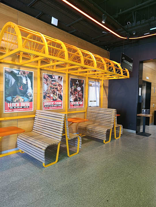 Lobby ibis Styles Warszawa City