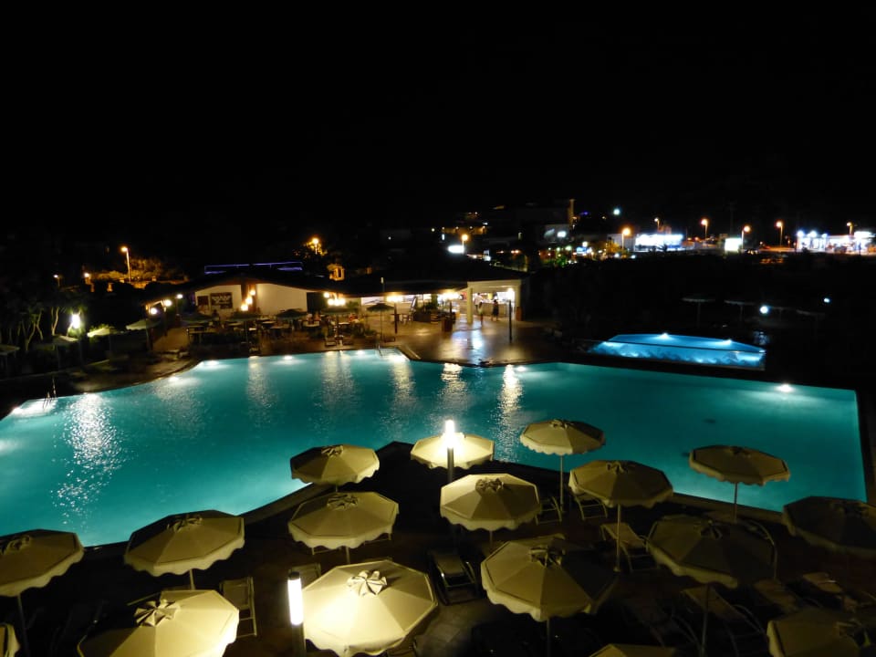 Pool bei Nacht Leonardo Kolymbia Resort - Rhodes