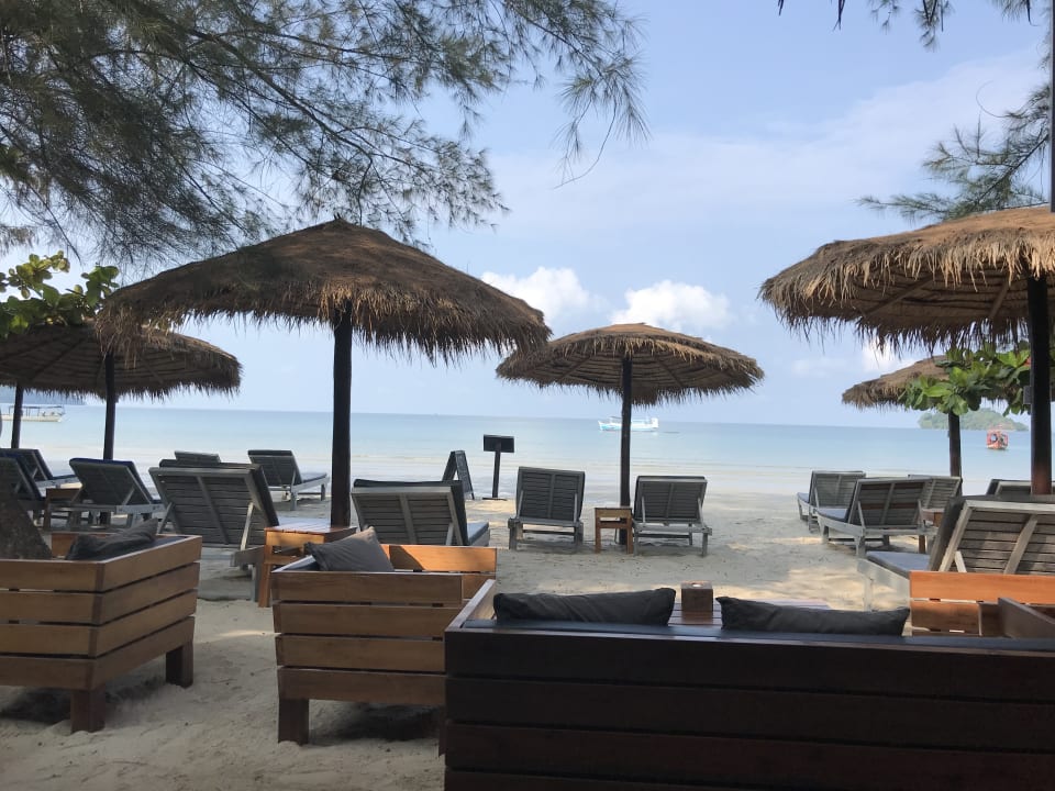 Strand Hotel The Secret Garden at Otres Beach