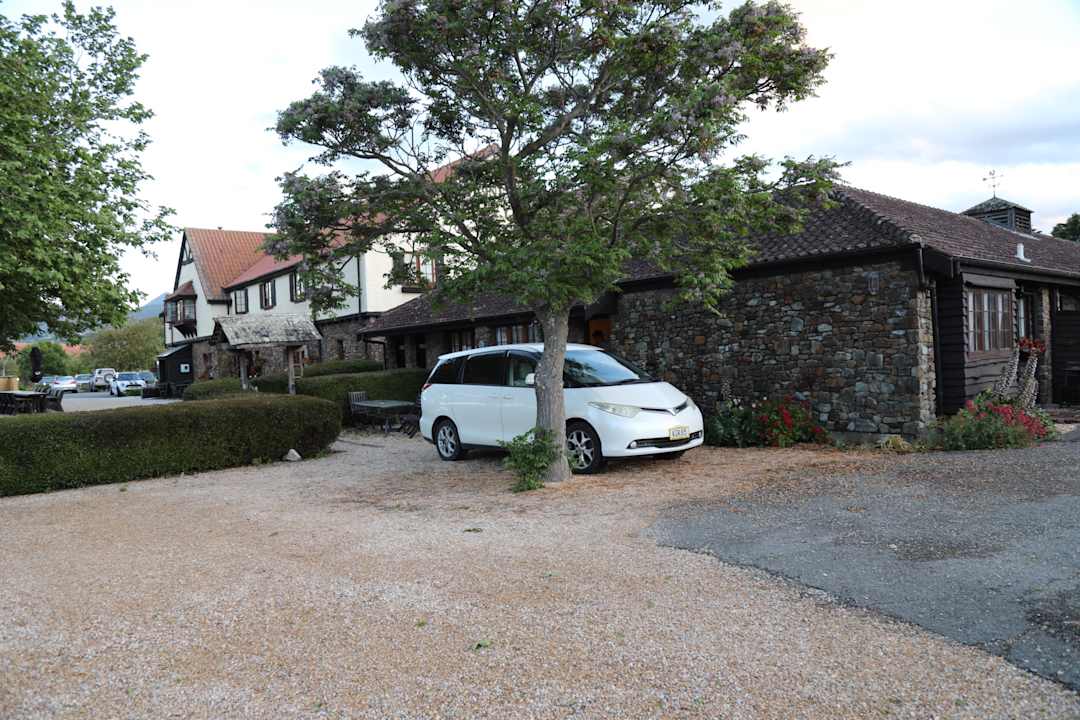 Außenansicht The Honest Lawyer Country Pub