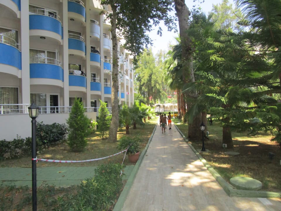 Außenansicht Hotel Botanik Platinum