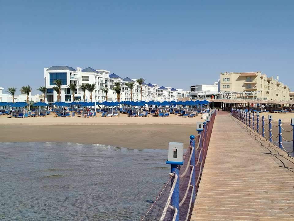 Außenansicht Pickalbatros Blu Spa Resort