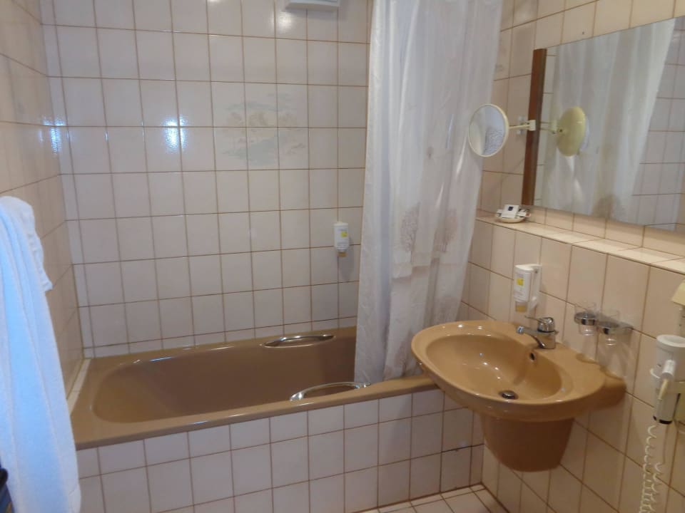 Bad - Wanne Diehls Hotel