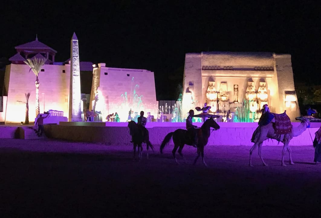 Abendliche Veranstaltung  Pickalbatros Alf Leila Wa Leila Resort - Neverland Hurghada
