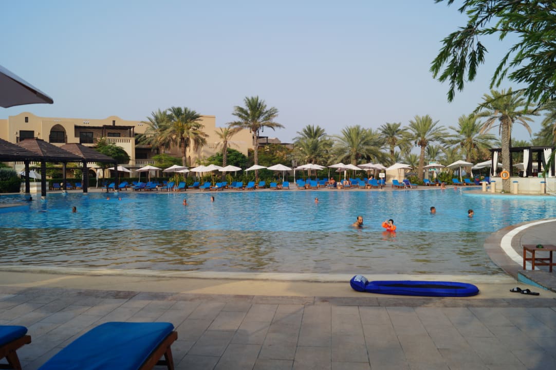 Pool Miramar Al Aqah Beach Resort