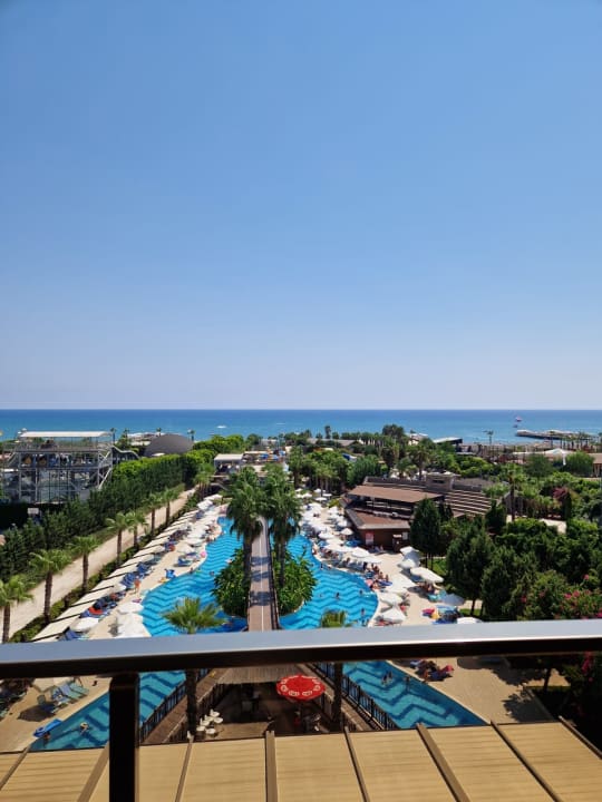 Ausblick Saturn Palace Resort Hotel
