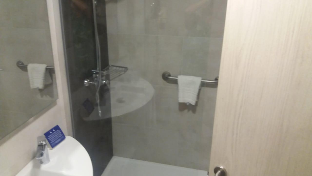 Zimmer Invisa Figueral Resort Cala Blanca