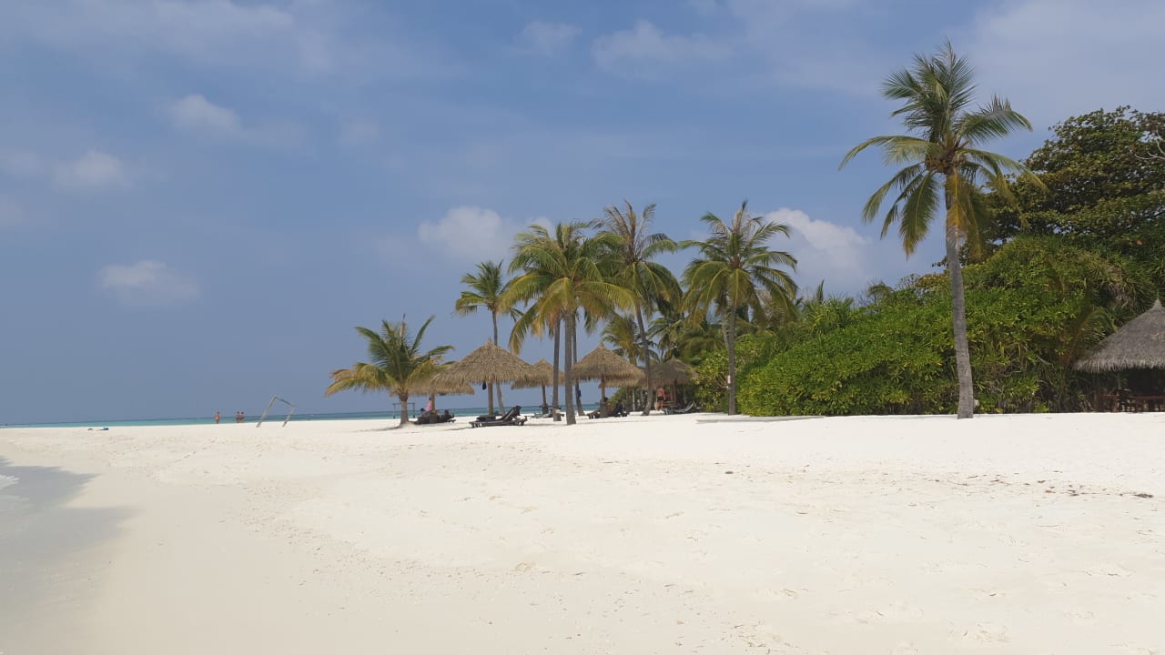 Strand Kuredu Island Resort & Spa