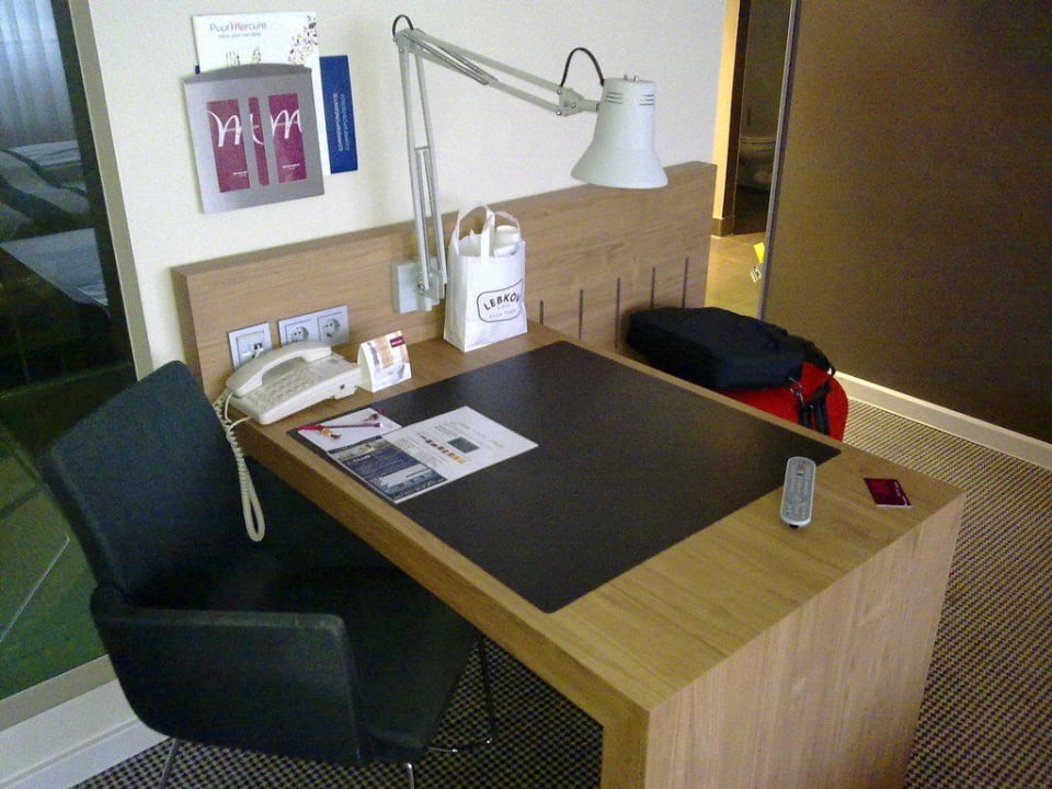 Schreibtisch Hotel Mercure Den Haag Central