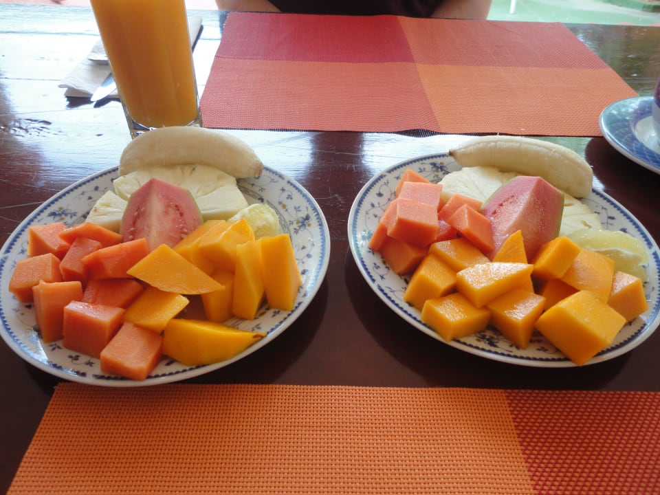 Fresh fruit daily Casa Mary y Angel