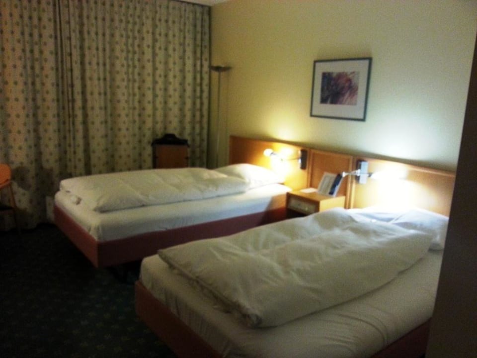 Zimmer elaya hotel frankfurt oberursel