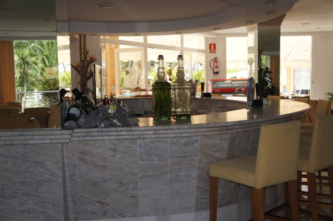 Absinth an der Theke JS Alcudi Mar