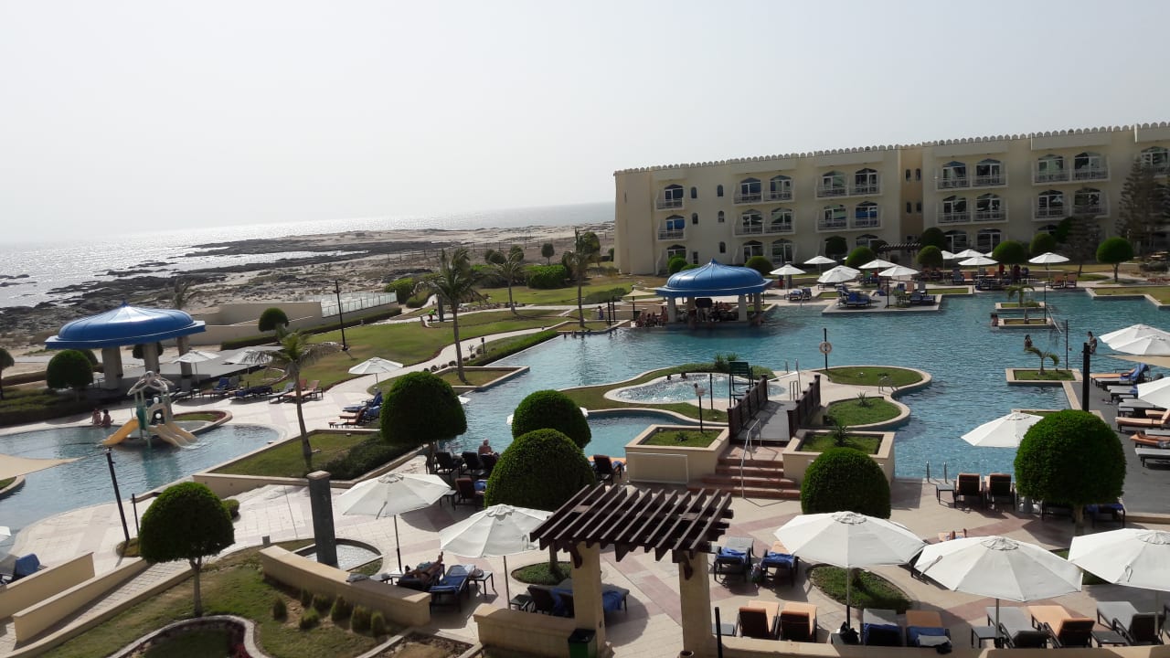 Pool Wyndham Garden Salalah Mirbat