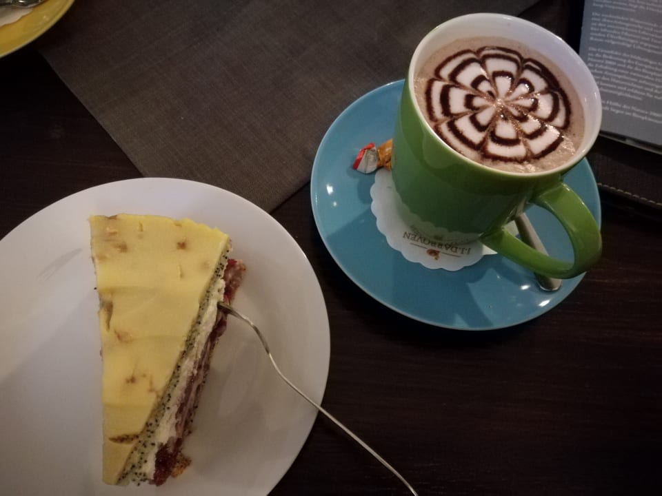 Und das bekommt man im Cafe, lecker!  Altstadt Cafe