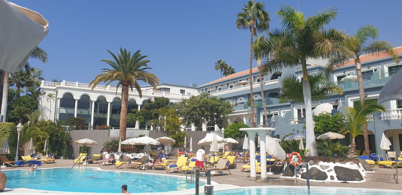 Außenansicht Adrián Hoteles Colón Guanahaní - Adults only