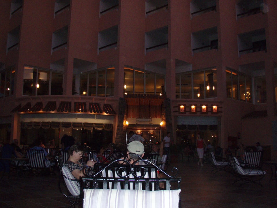 Mit nächlicher Animation Beach Albatros Resort