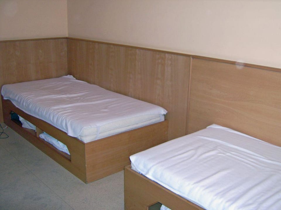 2 Bett Zimmer (336) Jugendgästehaus St.-Michaels-Heim