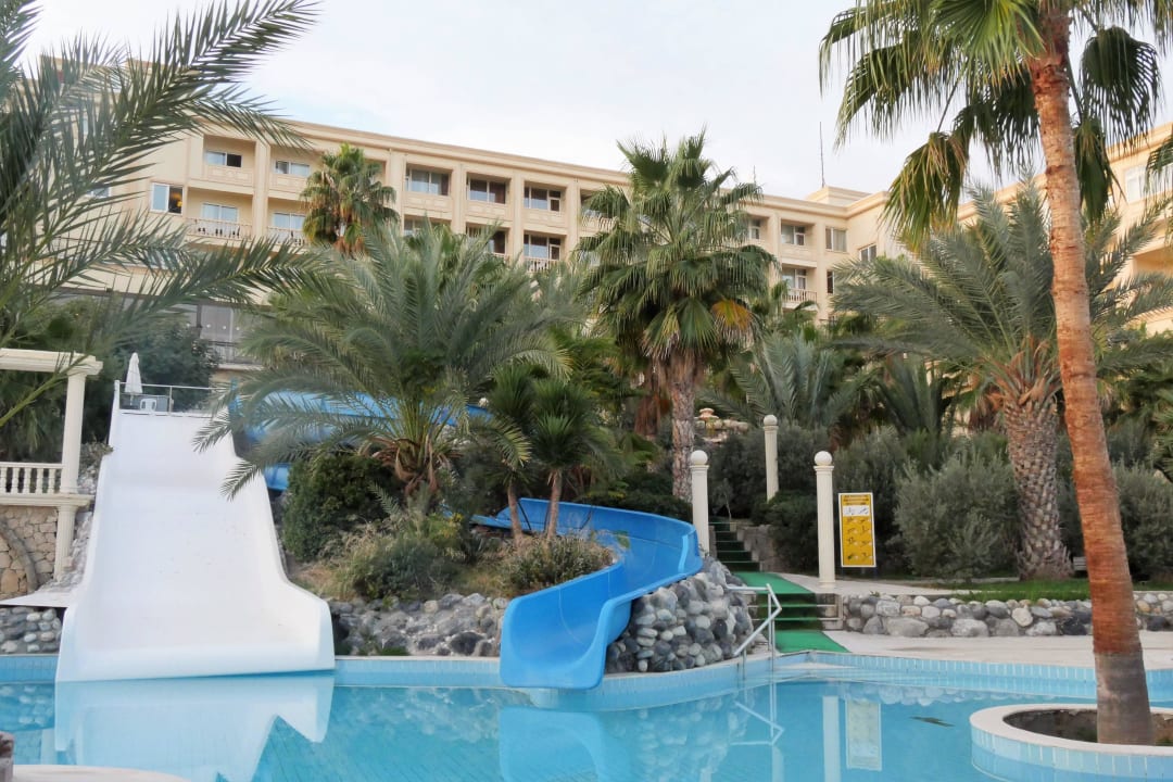 Ausschnitt eines Pools vom Oscar Resort Hotel Oscar Resort Hotel
