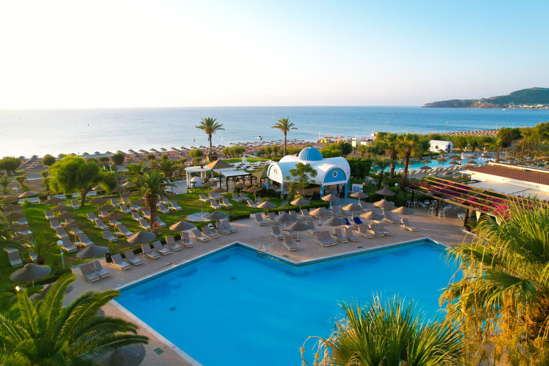 Pool Pegasos Deluxe Beach Hotel