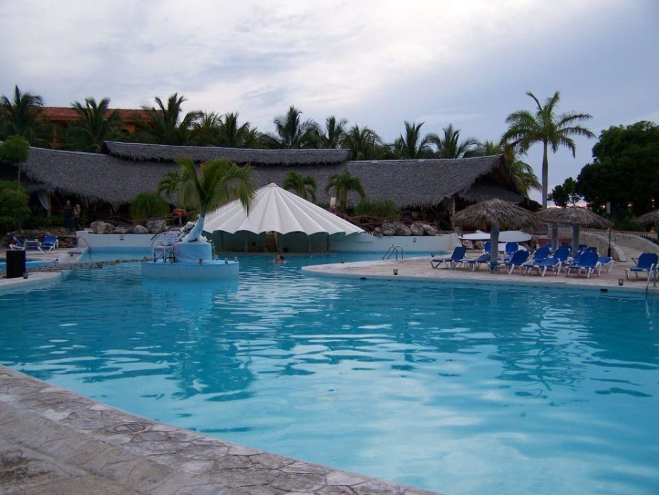 Pool Sol Rio De Luna y Mares