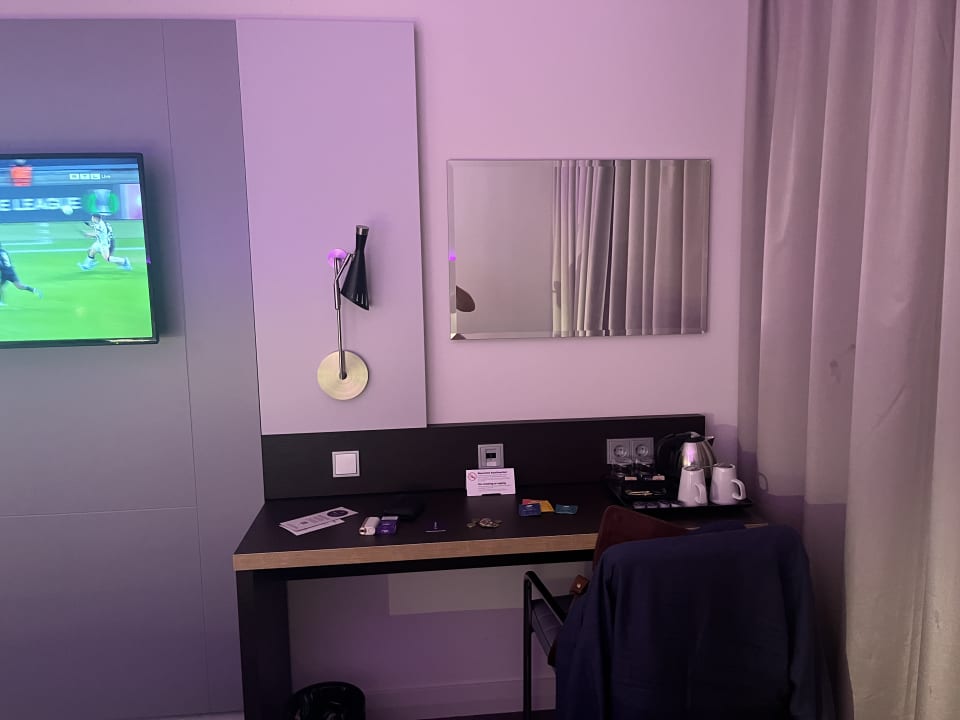 Zimmer Premier Inn Saarbrücken City Congresshalle