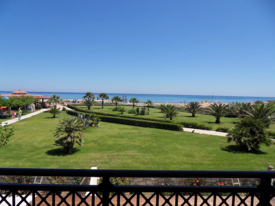 Ausblick aus Juniorsuite Vantaris Palace
