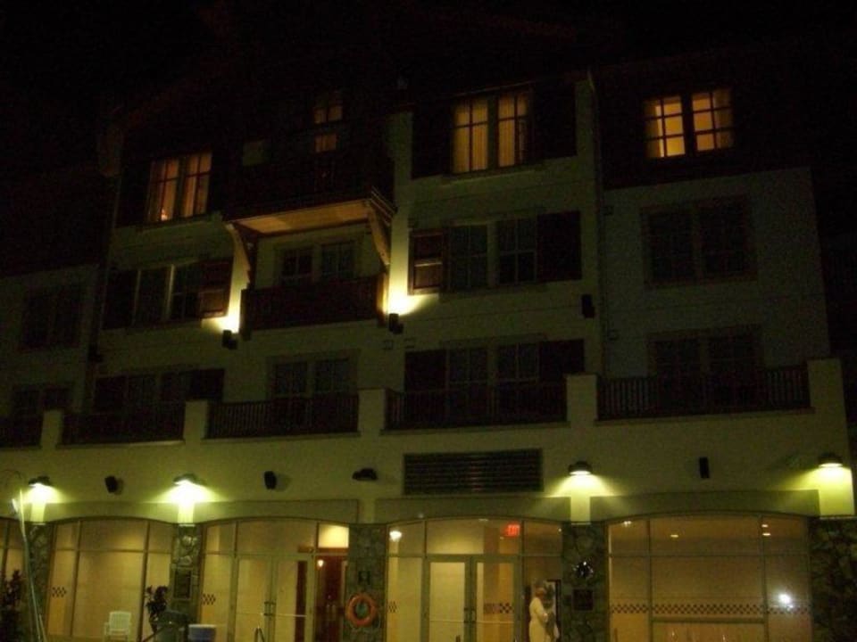 Hotelfassade Sun Peaks Grand Hotel & Conference Centre