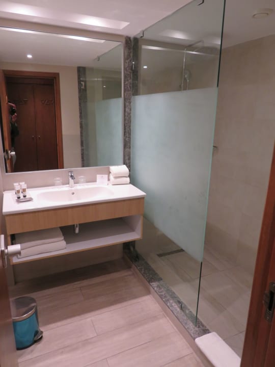 Zimmer Kenzi Rose Garden