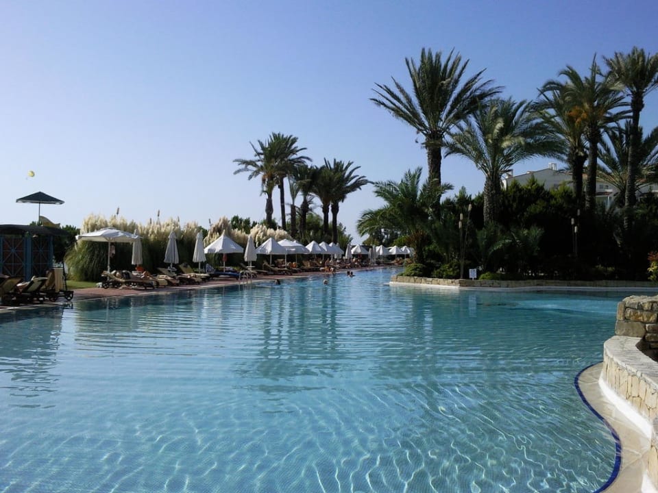 Einer der 3 vorhanden Pools PALOMA Perissia