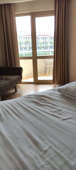 Zimmer Side Breeze Hotel