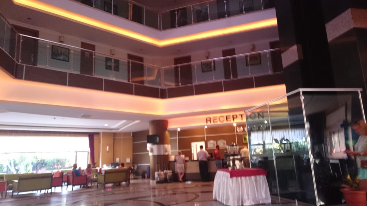 Lobby  Club Side Coast