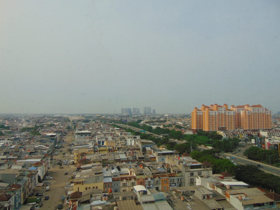 Ausblick Hilton Garden Inn Jakarta Taman Palem